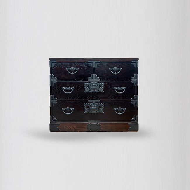 岩谷堂簞笥櫃—階段.三段