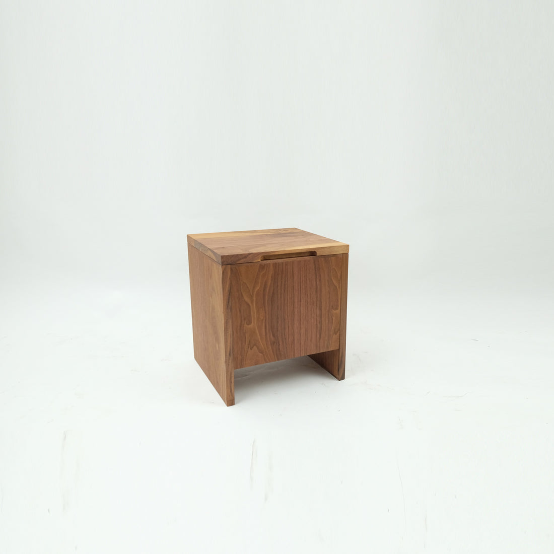 浪系列儲物小椅 - 胡桃